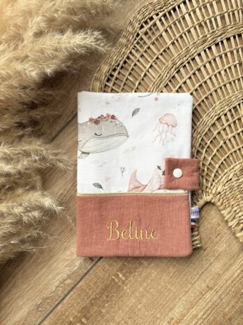 Protège carnet de santé personnalisé – Sous l’Océan