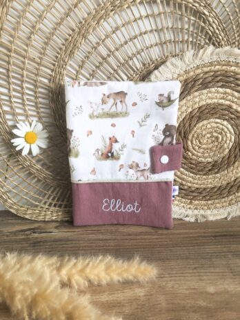 Protège carnet de santé personnalisé – Animaux de la forêt 🐿️🌳