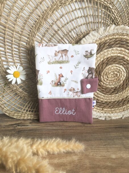 Protège carnet de santé personnalisé - Animaux de la forêt 🐿️🌳