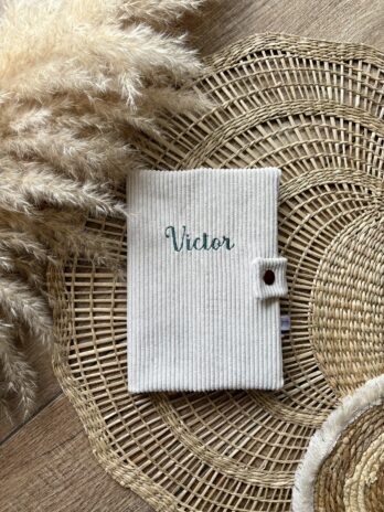 Protège carnet de santé personnalisé – Velours Côtelé Beige