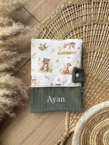 Protège carnet de santé personnalisé – Animaux de la forêt 🐿️🌳