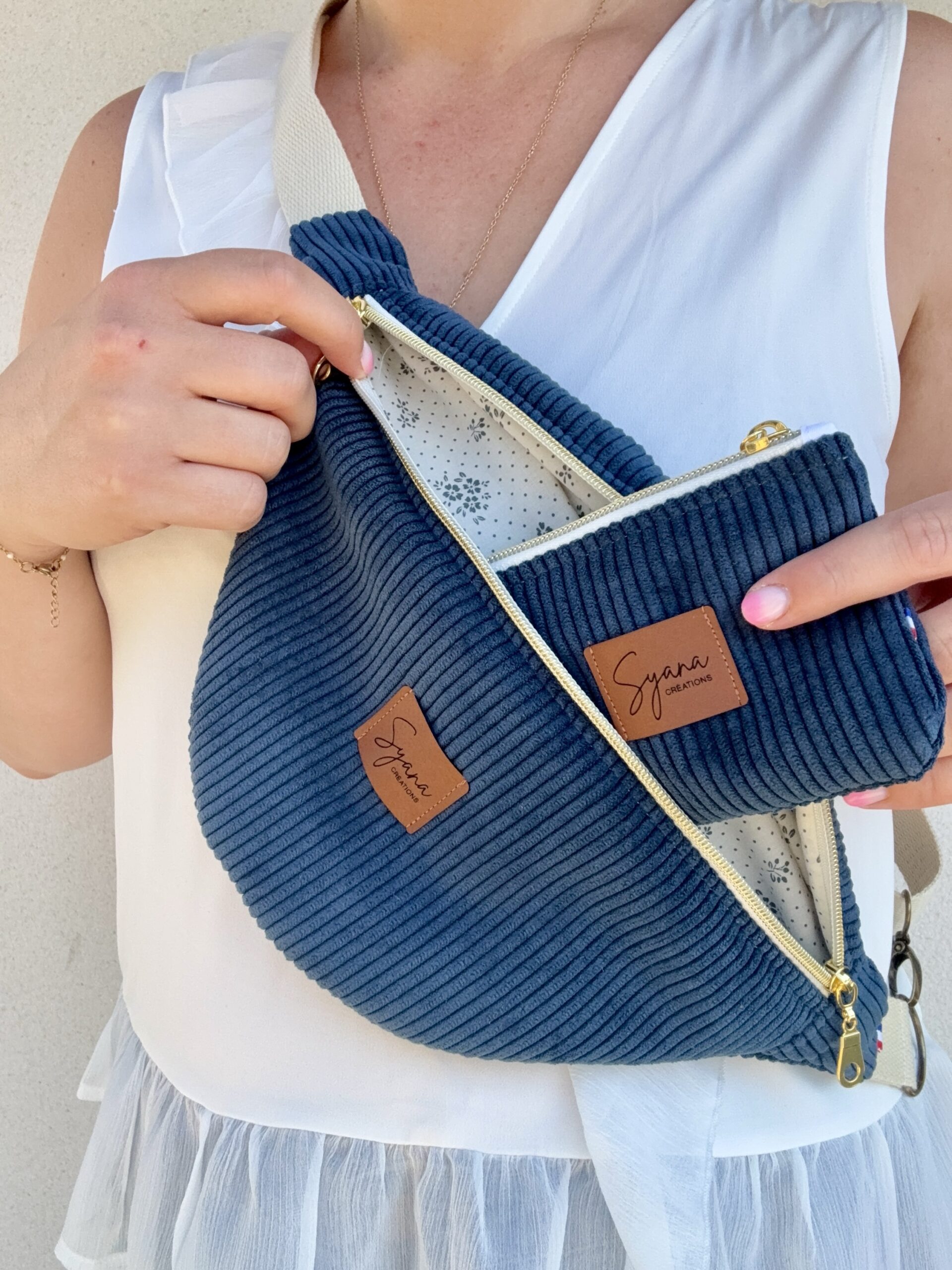 Sac Banane Velours Côtelé Bleu Marine - Femme – Image 3