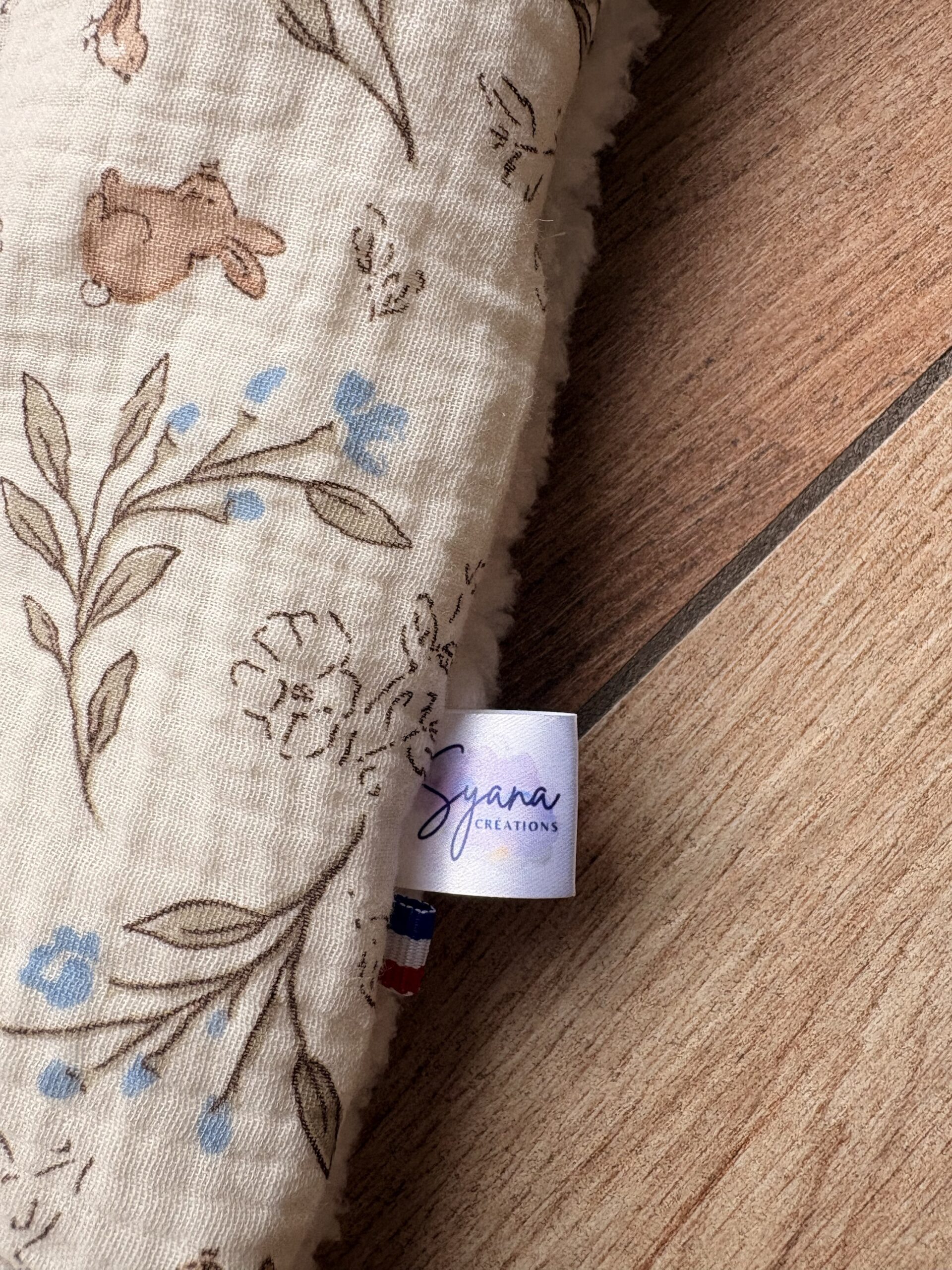 Couverture Bébé Personnalisée Lapin et Fleurs Bleues – Image 5