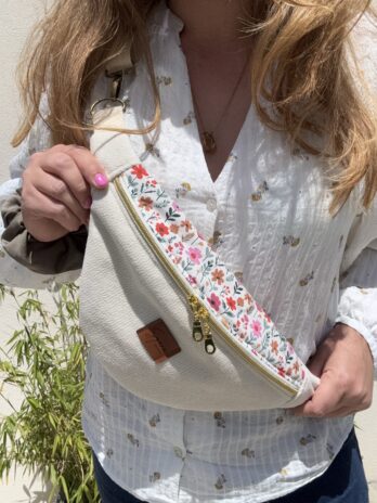 Sac Banane Beige Fleuri – Syana Créations